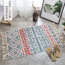 Carpets Retro Bohemian Hand Tassel Woven Cotton Linen Carpet Bedside Rug Geometric Floor Mat Long Bedspread Tapestry Home DecorationCarpets