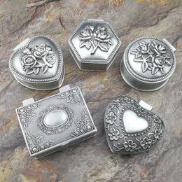 Storage Boxes & Bins Small Size Retro Metal Jewelry Box Vintage Flower Carved Home Decor Trinket Case Ring Bracelet Pendant Beads Organizer