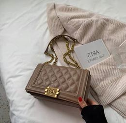 2024 Soft Leather Designer Shoulder Bags Luxury Crossbody Fashion Lady Chain Bag Messenger Bag High Quality Diamond Lattice Embroidery Thread Handbags Flap Hbp