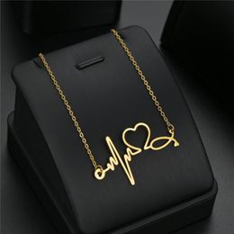 Pendant Necklaces Romantic Gold Heartbeat Necklace Heart Titanium Steel Winding Frame Rate Pattern Stainless Jewellery For Woman