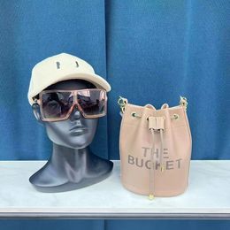 2022 New The Bucket Bags Summer Letter Printing Lady Designer Crossbody Bag Simple String Handbags