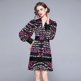 Casual Dresses Women Spring Designer Elegant Sexy Lace V Neck High Waist Long Sleeve Cocktail Party Robe Female Vintage Floral Dress Vestido