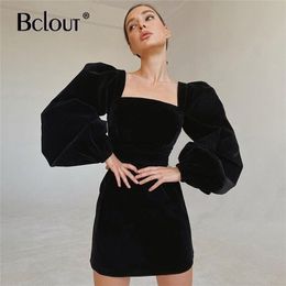 Bclout Elegant Black Square Collar Velvet Dress For Women Sexy Long Sleeve Bodycon Pencil Dress Zipper Party Mini Dresses Autumn 220316