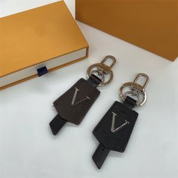 Designer Keychain Ladies Bag Fashion Pendant Mens Car Keychain High Quality Leather Metal Material Simple Fashion