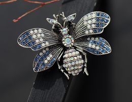 Vintage Big Bee Moth Butterfly Full Crystal pin Brooch Jewelry Insect Corsages Clips for Women Girls Men Rhinestone Animal Scarf Hijab Holder Necklace Pendant