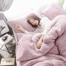 45Solid Lamb Cashmere bedding set thicken Flannel Fleece bed linens Velvet duvet cover set sandred bed cover pillowcase 210309