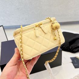 Famous Brand Mini Box Bags Adjustable Shoulder Strap Quilted Crossbody Genuine Leather Bag Luxury Designer Top Quality Cosmetic Vanity Handbags Coin Purse 17