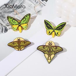 Pins Brooches Luminous Fluorescent Butterfly Moth Hard Enamel Star Moon Shirt Lapel Nature Insect Badges Jewellery Gift For WomansPins