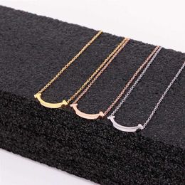 Japanese X8-307a and Korean Temperament Mini Small Double t Short Necklaces Fashionable Simple Smile Face Clavicle Chain Women280I