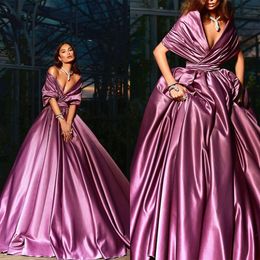 Simple Evening Dresses Custom Made Satin Sleeveless Backless Deep V-neck Floor Length Ball Gown Prom Dress Robe de mariée