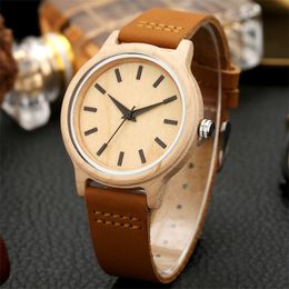 Wristwatches Natural Maple Wood Lady Quartz Genuine Leather Wristwatch Black Analogue Dial Female Wooden Timepiece Casual Women's WatchesW