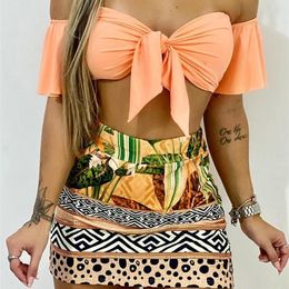 Fashion Women TwoPiece Set BeachWear Knotted Off Shoulder Cropped Top Tropical Print Mini Bodycon Skirt Set 220527