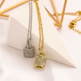 Never Fading 14K Gold Plated Luxury Brand Designer Pendants Necklaces Stainless Steel Double Letter Choker Pendant Necklace Chain Jewellery Accessories Gifts Z1661