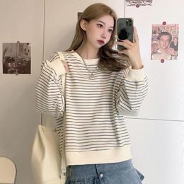 Women's Hoodies & Sweatshirts Korean Fashion Sweetshirts For Women Striped Print Casual Long Sleeve Top O-Neck Pullovers Harajuku Sweatshirt