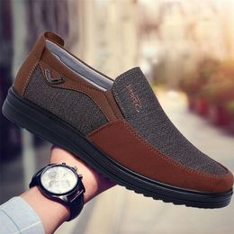 Canvas Shoes Men Summer Classic Loafers Men Casual Shoes Breathable Walking Flat Men Shoes Sneakers Plus Size 220815