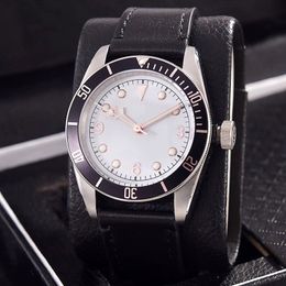 Mens Classic wristwatch Automatic Mechanical Watch Leather Strap Strap Water Resistant Luminous Calendar Sapphire Premium Watchs