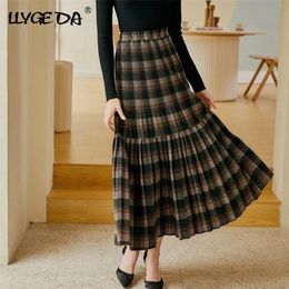 Winter Pleated Plaid Skirts Women Warm Vintage Patchwork Long Ladies Autumn Fashion Harajuku High Waist Midi 220317