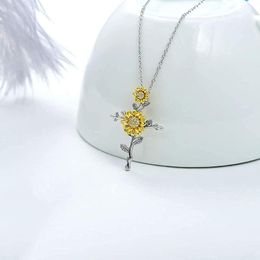 Pendant Necklaces Black Seed Sunflower Necklace For Women Heart Pendants Fashion Jewellery Girls Gifts YN031Pendant
