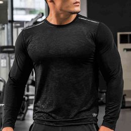 Autumn winter Gym Men T Shirt Casual Long Sleeve Tops Tees spandex elastic T-shirt Sports Fitness breathable Quick dry Shirt L220704