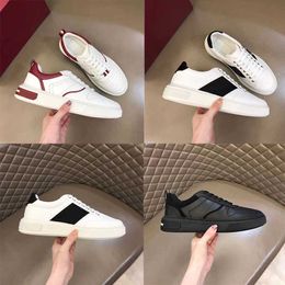 2022 designer casual shoes men's flat shoes leather ace embroidery stripe fashion personality Joker Luxurys running letter sneakers