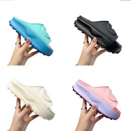 Designer Slippers Women Miami Interlocking Platform Slippers Classics Slides Solid Colour Flip Flops Women's Rubber sole Sandals Thick Bott