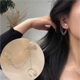 Clip-on & Screw Back 2022 Fashion Gold Colour Moon Star Clip Earrings For Women Simple Fake Cartilage Long Tassel Ear Cuff JewelryClip-on