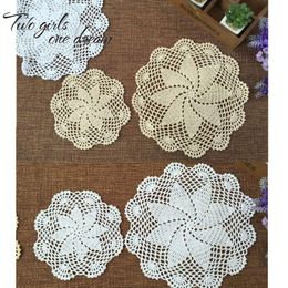 Mats & Pads Vintage Wholesale Household DIY Handmade Flower Crochet Doilies 12pcs/lot Round Cup Mat Pad 20-30CM Placemats Wedding Gf