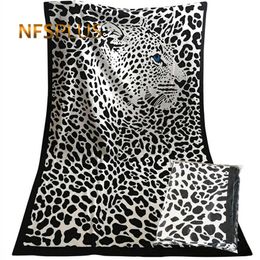 Microfiber Beach Towel Oversized 80x180cm 70x140cm Black Leopard Print Quick Dry Absorbent Travel Sports Bath Towel for Adults 210318