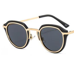 NEW Sunglasses Unisex Retro Sun Glasses Small Frame Adumbral Anti-UV Spectacles Personality Eyeglasses