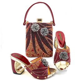 Kleid Schuhe Neue Ankunft Modische Italienische und Taschen Sets Silber Farbe Frauen Hochzeit Spezielle Applikationen für Afrikanische Dame Sandalen 220722