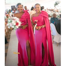 Red Side Split Bridesmaid Dress Evening Gown Formals Wear A-Line Long Backless Plus Size Prom Gowns