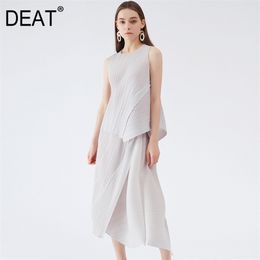 DEAT Women Pleated Suit Round Collar Sleeveless Pullover Top + High Waist Irregular design Skirt Summer Fashion 15HX220 220421