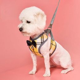 Dog Collars & Leashes Cat Traction Rope Small And Breathable Vest Type Chest Strap Plaid Korean Fashion Pet Supplies Teddy ChihuahuaDog