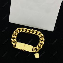 Designer Bracelet For Men Pendant Necklaces Designers Jewellery Luxury Women Gold Necklace Bracelets Sets Brands V Chain New 22052301R
