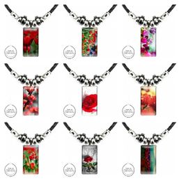 -Anhänger Halsketten rots Tulpen Blume mit Blase Foam Ness für Frauen Choker Marke Stahl Farbe Schmuck Mode Aussage Halskette Glas Schwarz