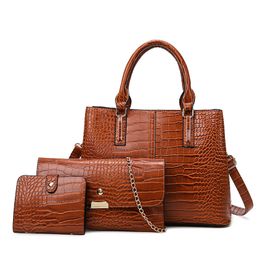2022 New Female Evening Bags Crocodile Pattern Hand-held Large Steamed Stuffed Bun Mother Bag Three Sets of European and American Style One Shoulder Cross Handbag