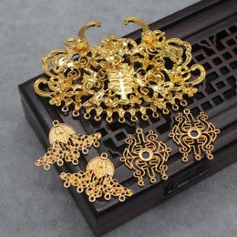 -Collares colgantes Filigrana de metal Conectores Hollow Charm Hollow Retro Gold Pendants para chino Joyería para el cabello de boda Diy