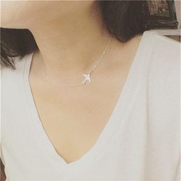 -Collar de tragación de origami en oro Pájaro de plata de plato Collar para mujeres Whole219J