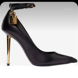 Metal Lock Dress Shoes Designer Pointed Toes Buckle Strap Womens Pumps Top Quality 100% Cowhide Gold Heels 10.5Cm High Heeled Factory Shoes 35-41 With 37