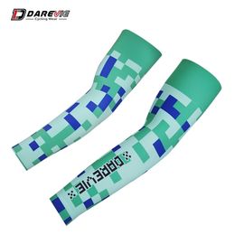 Darevie Italy SPF 50 Cycling Arm Warmer High Elasticity Bicycle Arm Warmer UV Protect Breathable Sleeves Arm Warmers Protectors T200618