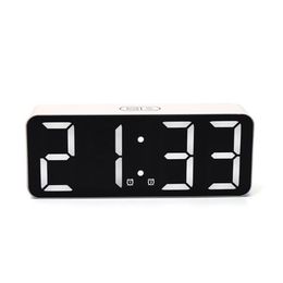 Digital Alarm Clock 2 Alarms Snooze Electronic LED 3 Display Modes 12/24 Hour With Backlight Table For Living Room 220426