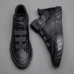 Mens Leather Shoes Korean Trend Comfortable Loafer Men Shoes British Fashion Men High Top Sneakers Moccasins Men 588 g 220815
