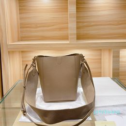 Top classic Designer Bag Womens Drawstring Bucket Cross Body Shoulder Bag Purse Luxury Pochette Accessoires Pouch 2022
