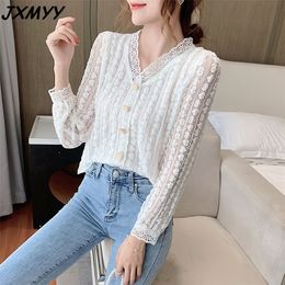 spring and autumn fashion V-neck lace shirt long-sleeved niche shirt mesh hollow air quality top JXMYY 210412