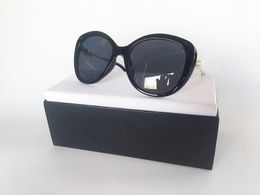 Fashion Pearl Designer Sonnenbrille hochwertige Marke Sonnenbrillen Katze Eye Metal Rahmen Frauen Brillen 18 Farbe