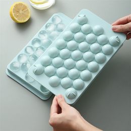 1pc Colourful Round Rhombus Mould Ice Tray Cube Maker PP Plastic Forms Food Grade Mould Kitchen Gadgets 220618