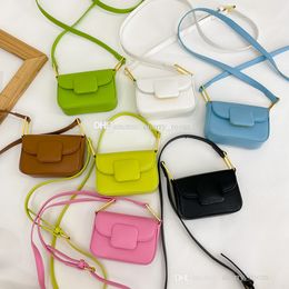 Children princess handbags 2022 beautiful girl candy sexy one shoulder small square bag for kids solid Colours baby girls cross body bags F1372