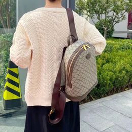 Nueva mochila acolchada para mujer Chicas Estilo diseñador Mochila de nylon Bolsos y monederos Mochilas 