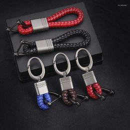 Keychains Leather Rope KeyChain For Car Hand Woven Horseshoe Buckle Key Rings Couple Auto Gift Detachable Metal Luxury Chains 1Pc Miri22