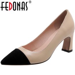 FEDONAS Concise Shallow Genuine Leather Women'S Shoes Mixed Colors Thick Heels Pumps Summer Elegant Working Casual Shoes Woman 210306